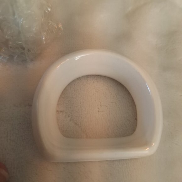 Vintage Holiday Ceramic Napkin Rings Set Of 8 Holly Berry Made In Taiwan - Picture 6 of 9